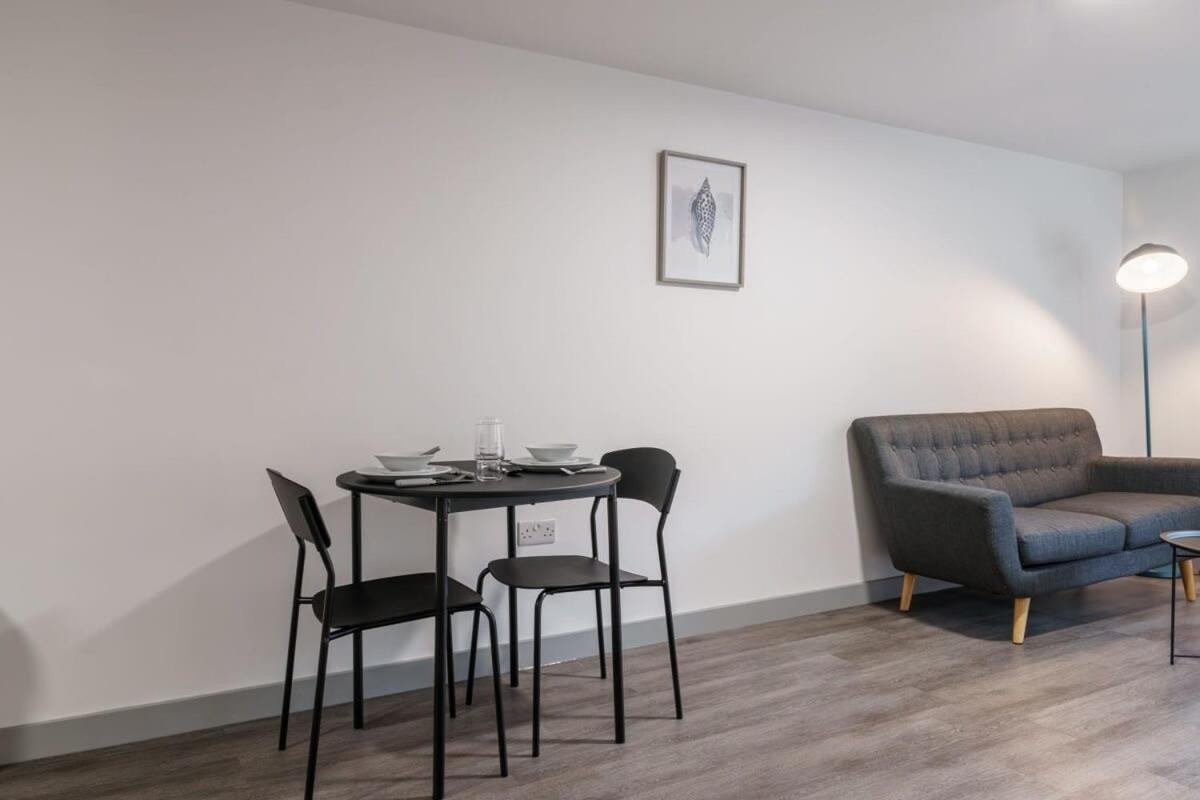 Modern 1 Bed Apartment In Liverpool Centre المظهر الخارجي الصورة